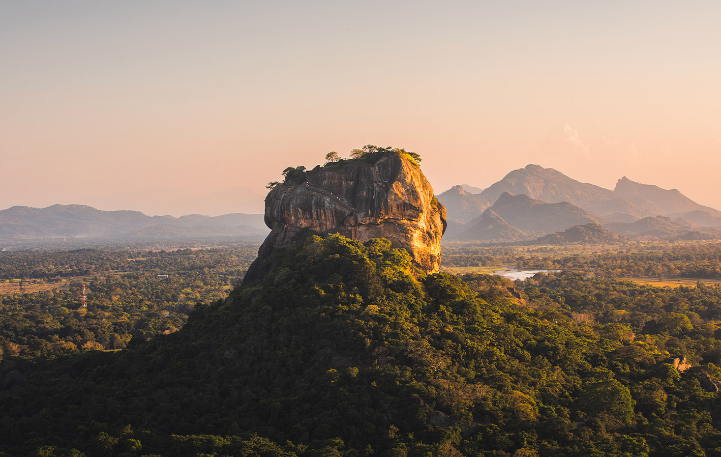 Sri Lanka Packing List For Group Tours & Backpackers (2025)